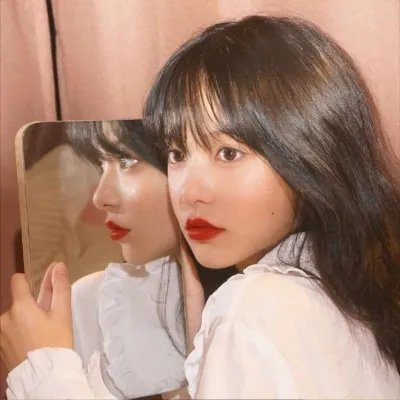 人性怪鱼海报